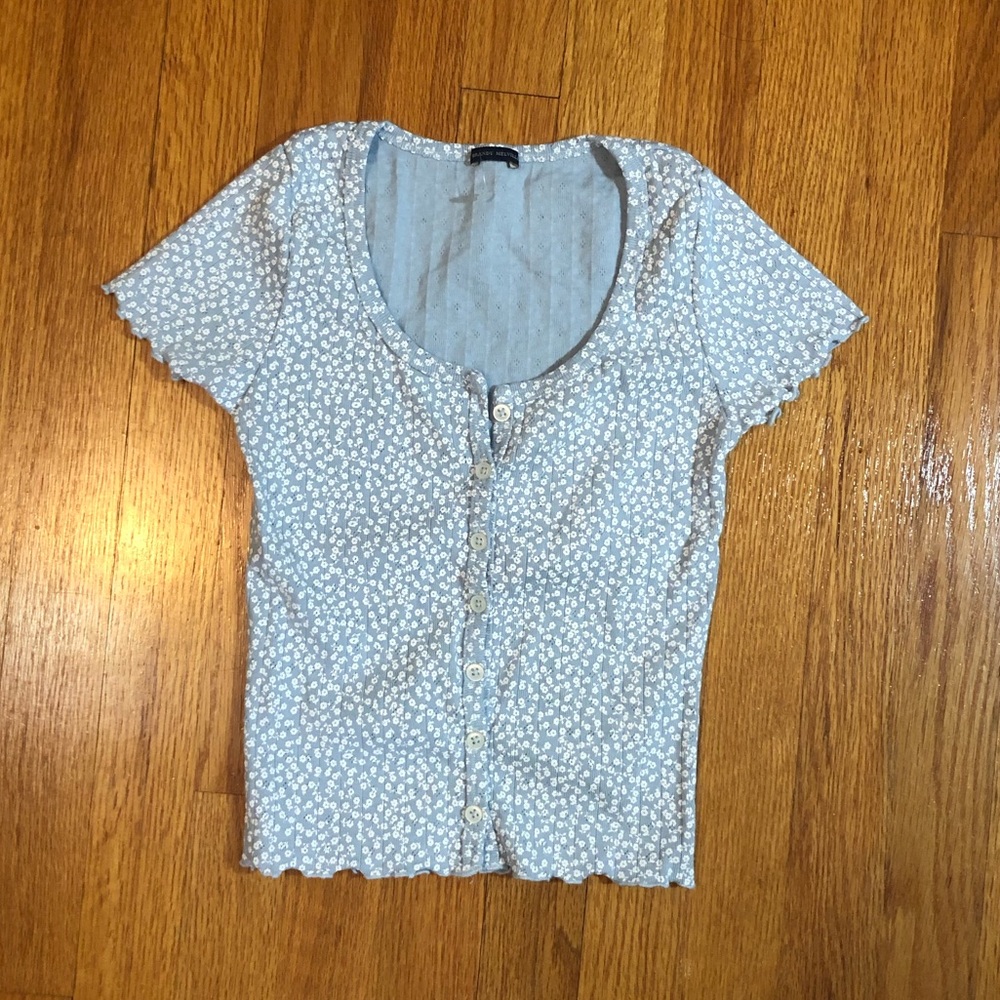Brandy Melville ruffle button up short sleeve shirt